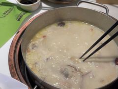 -洪氏嗨捞·猪肚鸡火锅(阳光天地店)