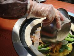 -满兴咱妈烀饼铁锅炖(兰州北街店)