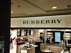 -BURBERRY(上海港汇恒隆广场店)
