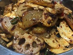 -大城·烧烤海鲜大排档(台东店)