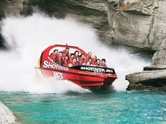 -怀托摩萤火虫洞