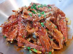 经典中翅鸭爪爪-张大师鸭爪爪特色干锅(南湖店)