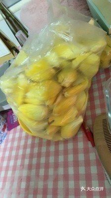 三天一家三口干了20斤的巨大无比的菠萝蜜，很甜啊