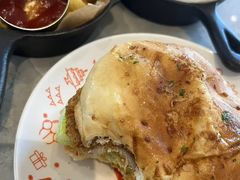 -必胜客(威高广场店)