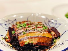 芽踩扣肉-小河盐帮·私家菜·烤鸭(三元桥·霄云路店)