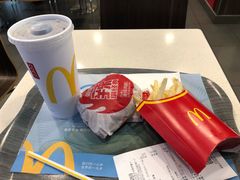 -麦当劳(深圳北站高铁店)