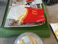 -麦当劳(北苑秋实路店)