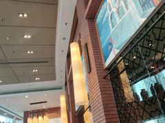 -香格里拉鱼跃地中海西餐厅·牛排披萨