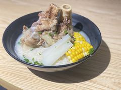 -滋味满屋美食坊(上海街店)