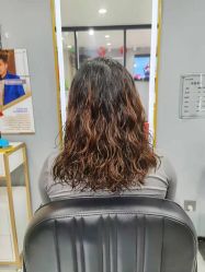-Mika美嘉·烫染连锁