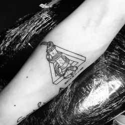 -墨無界刺青TATTOO