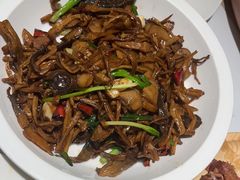 -关东小磨东北菜(漕河泾印象城店)