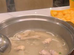 -润园四季椰子鸡火锅(南山海岸城店)