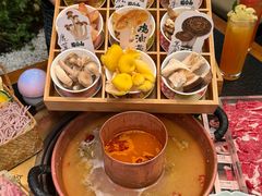-菌自由丨野生菌火锅特色庭院餐厅(丽江古城店)