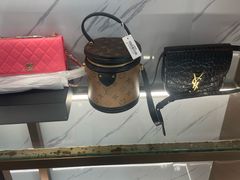 -聚云奢二手奢侈品黄金手表包包回收·中古店(上海店)