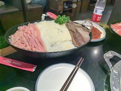 -井格重庆火锅(西直门凯德Mall店)