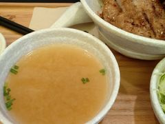 -熊吞·大碗丼烧肉饭(济宁万达广场店)