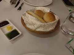 -塞纳河法国餐厅(意式风情街店)