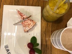-汽车博物馆主题餐厅