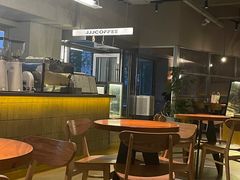 -三勾JJJ Burger&Coffee(梅溪湖店)