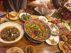 -亮欢寨酸汤鱼(沙冲路店)