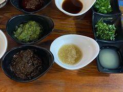 自助秘制蘸料-众品蒸汽石锅坊