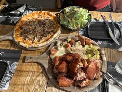 德式脆皮猪肘配香肠拼盘-闲·胡同 Barblu Hutong(雍和宫五道营店)