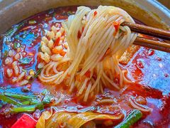 -铁锅哥米线