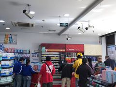 -华联超市(隆昌路店)