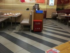 大堂-粤仔湾砂锅粥(金太湖店)