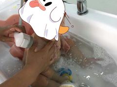 -小小王国亲子游泳俱乐部(锦辉中心)