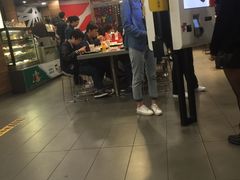 -麦当劳(伟城广场店)