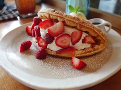 -ROAST coffee & eatery