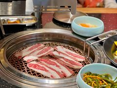 -韩烧牛中牛·甄选黑牛烤肉(黑金店)