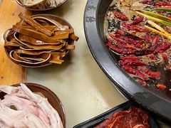 -黄潇洒老火锅(九眼桥宏济巷店)