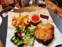 -JINNS锦时 steak&pizza(浸信会礼拜堂旧址店)