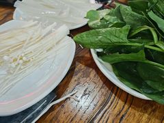 -海拉尔碳烤羊腿烤鸽子(吕营店)