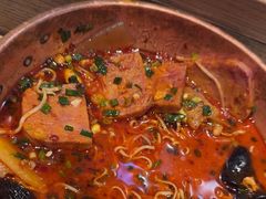 -成都你六姐·牛肉冒菜(上海环宇荟店)