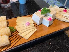 -锅季·捞王旗下小火锅(虹桥火车站店)