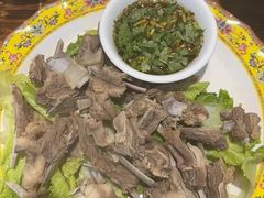 -乡土特色.冷锅鱼.牦牛肉汤锅