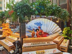 -朗丽兹自助餐厅