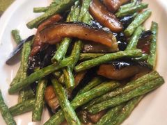 -湖庭壹品鸭王·传统北京烤鸭·别墅私房菜·庭院宵夜(江宁店)