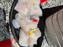 -老牌坊云南鱼豆花火锅(哈西万达店)