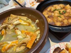 -阿瓦山寨·湘菜现炒·剁椒鱼头王(咸阳总店)