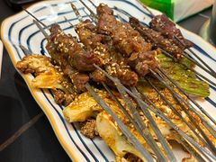 -许哥东北烧烤·铁丳烤串·宫后夹肉(繁花中心店)