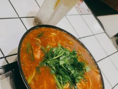 -肥汁米蘭香港米线(长宁来福士店)