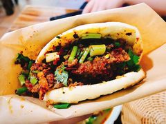 牛肉夹饼-豆相识•九九豆腐脑(牛咡桥店)