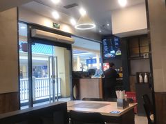 -康师傅私房牛肉面(马泉营奥莱店)