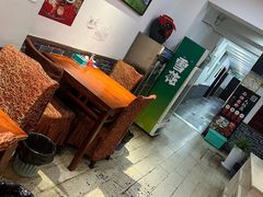 -茸梅路右拐龙虾-农家菜(松江店)