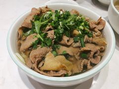 上品牛舌-犇逸·乐山跷脚牛肉·四川现炒(览海店)